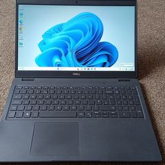 Dell Latitude Laptop - Official Windows 11 Pro (12Gb Ram/256Gb NvMe SSD)