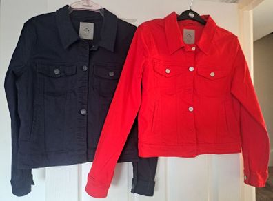 Vero moda size medium Denim jackets 10Euro each