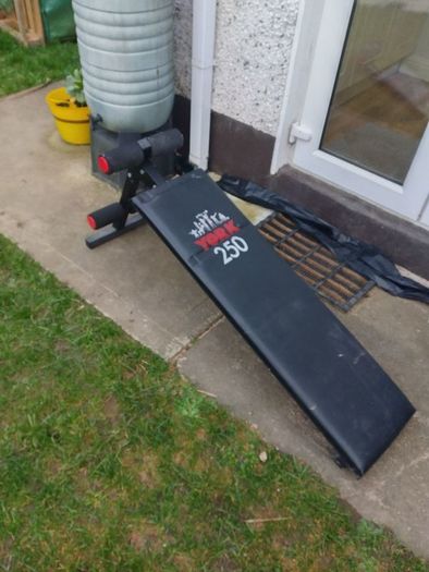 Sport work out bench