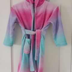 Girls dressing gown age 5/6