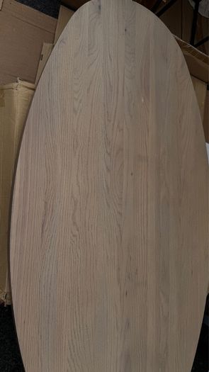 Oval Scandinavian Oak dining table, Like New