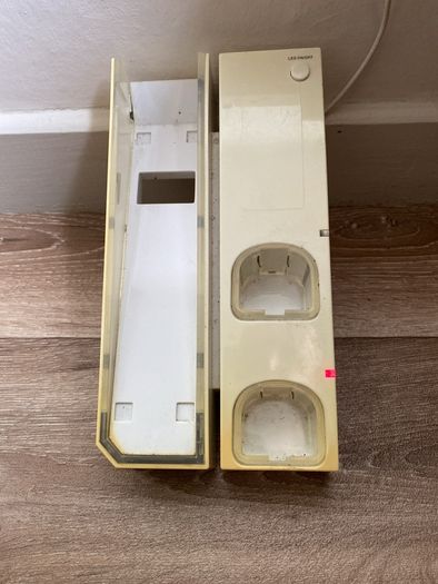 4Gamers Wii Dual Charging Dock and V-Stand, model SPC0602