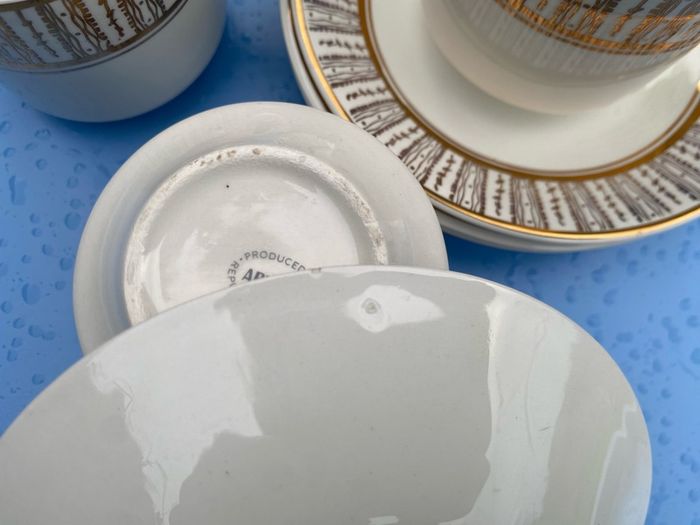 Arklow Pottery cups and saucers. Kingsway pattern.