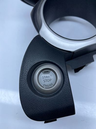 Nissan Juke  2016 Speedometer Trim 682p11kg8a A2l5b4s