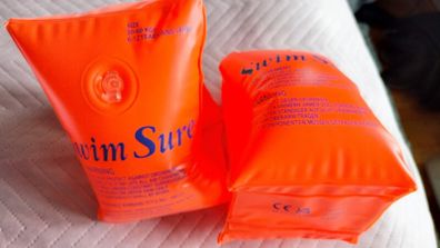 Swim arm bands