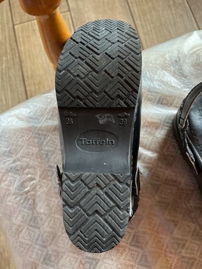 womans shoes