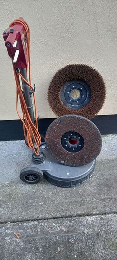 Floor polisher