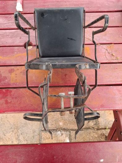 Vintage kids bicycle seat