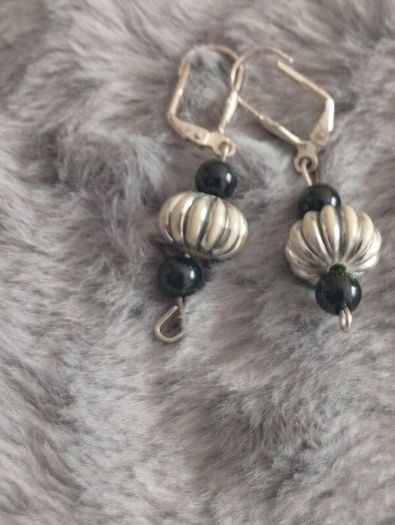 Earrings very nice,  mixed lot