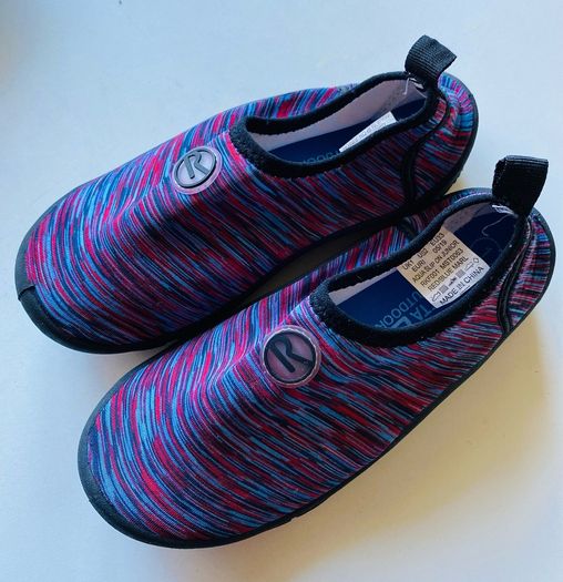 Water shoes for kids size UK1