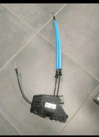 Hyundai Tuscon LHR Door Lock