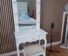 Girls desk