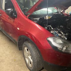 qashqai breaking