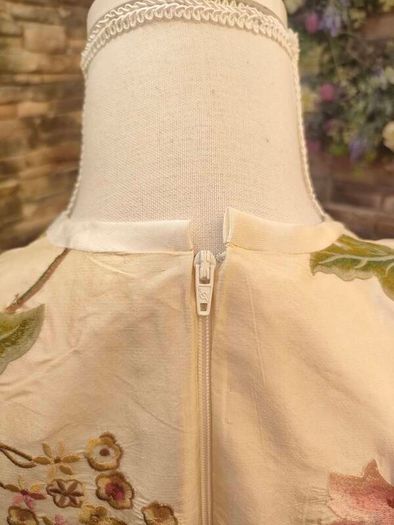 Cream floral embroidered  Oriental dress size medium occasion wedding holiday Postage included