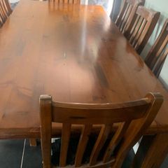 Dinning table 8 seater