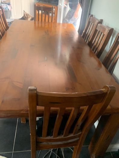 Dinning table 8 seater