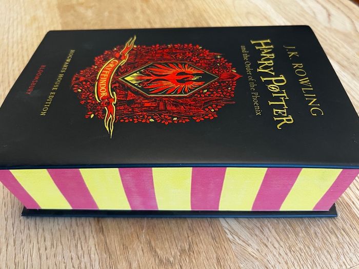 Harry Potter and The Order of the Phoenix Gryffindor Edition
