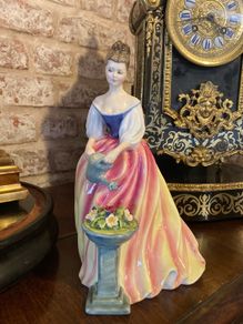 Royal Doulton figurine Alexandra