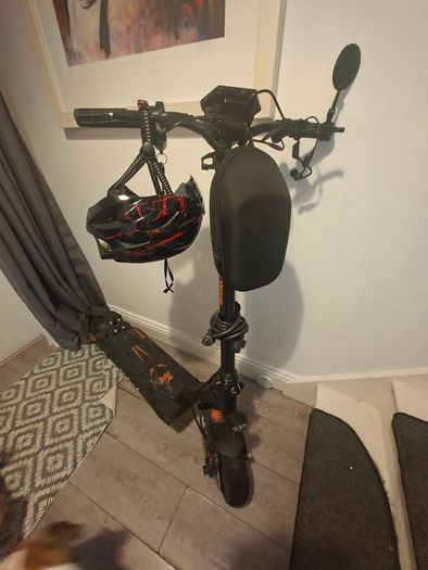 Electric scooter