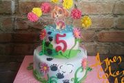custom cakes