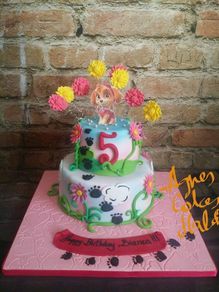 custom cakes