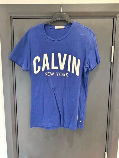 Calvin Klein tshirt