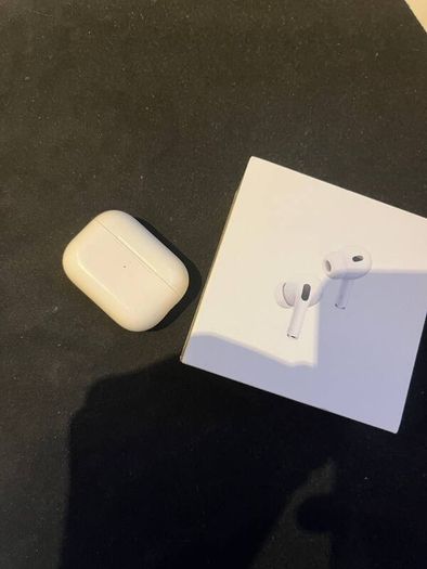 Genuine Apple AirPods Pro 2 - Left Earbud & Lightning Case ONLY  40 eur leather case as a gift