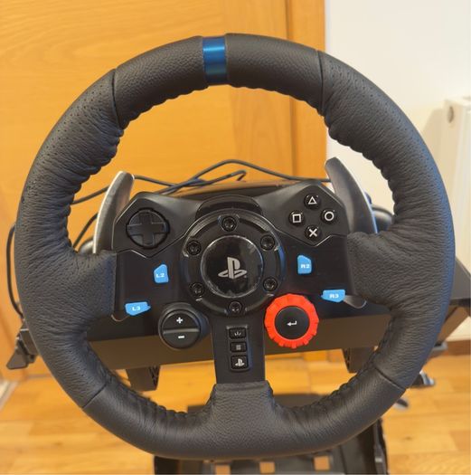 Logitech G29 + Pedals + Stand , Like New