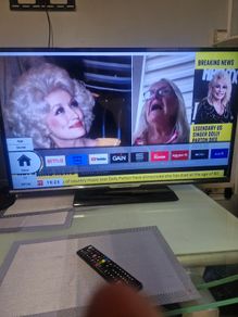 Nirmende 43in Smart Tv