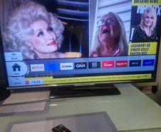 Nirmende 43in Smart Tv