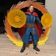 Marvel legends Dr Strange and portal