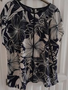 Paul Costelloe Top Navy & White New
