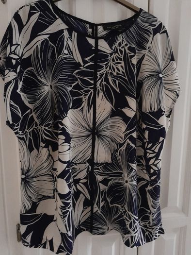 Paul Costelloe Top Navy & White New