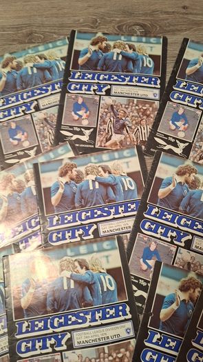 Vintage Leicester v Man Utd 1976 Match programme x10