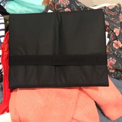 Lululemon changing mat