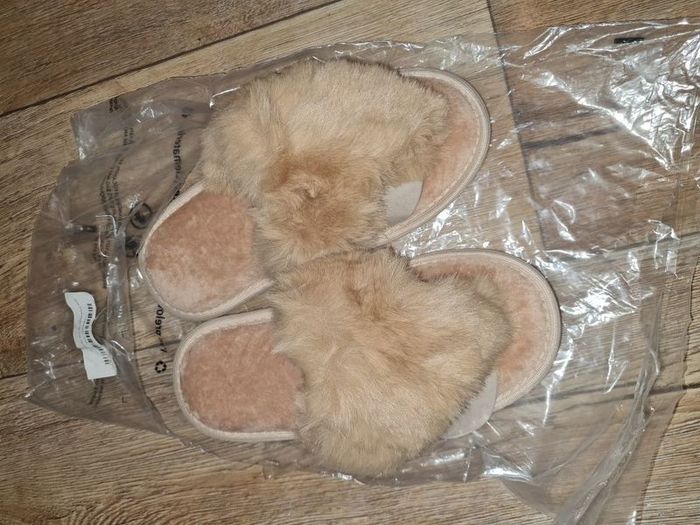 PLT fur slipper bnwt