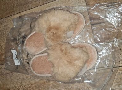 PLT fur slipper bnwt