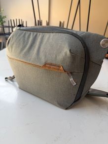 Peak Design every day camera sling 6L