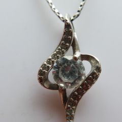Vintage 925 Sterling Silver Ornate Clear Stone  Pendant & Necklace length 20" - 3g
