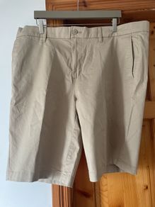 Mens chino shorts regular fit W42 new