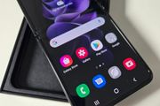 Samsung ZFlip 3 128gb Sim Free Irish Phone Open to all networks Grade A
