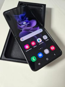 Samsung ZFlip 3 128gb Sim Free Irish Phone Open to all networks Grade A