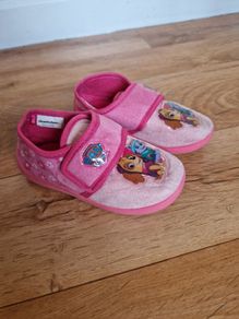 slippers for girl size 11 UK