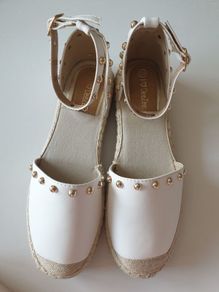 espadrilles white brand new, size 6