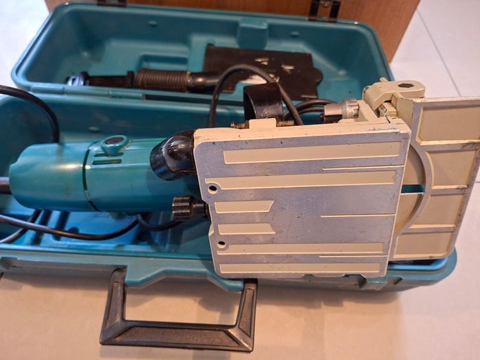 Makita 3901 Biscuit Jointer 240v