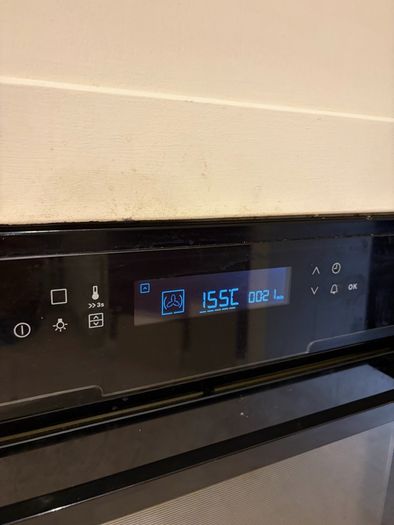 Excellent Near new Electrulux Double oven
