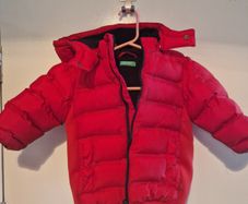 2 Benneton Puffer Jackets With Hoods