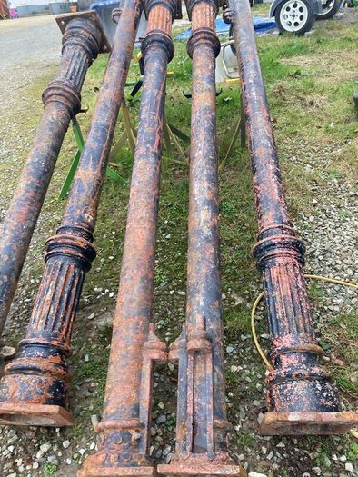 Cast iron columns