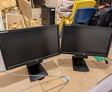 HP EliteDisplay E201 20-inch LED-backlit LCD monitor x 2