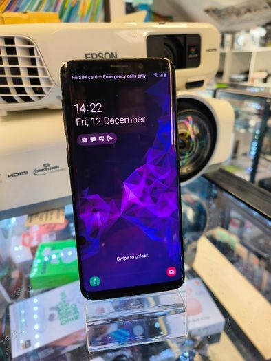 Samsung Galaxy S9 64GB Dual Sim Unlocked  Black (Display Has a Dot)